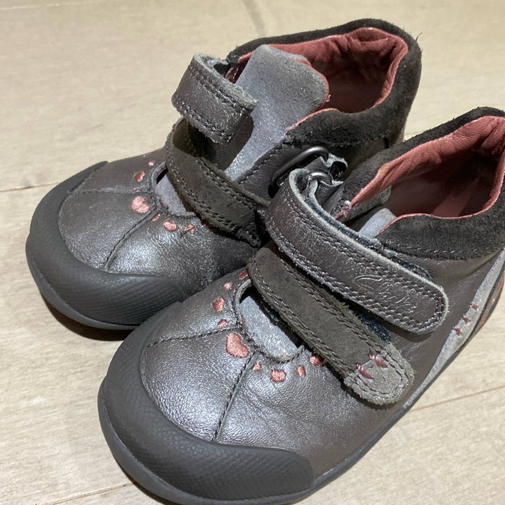 Baby girl walking shoes